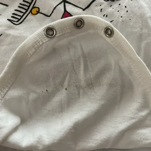 VINTAGE 90s NWT Baby Girls UNIVERSAL STUDIOS Onesie Size 18 MO. As-Is - Picture 6 of 6